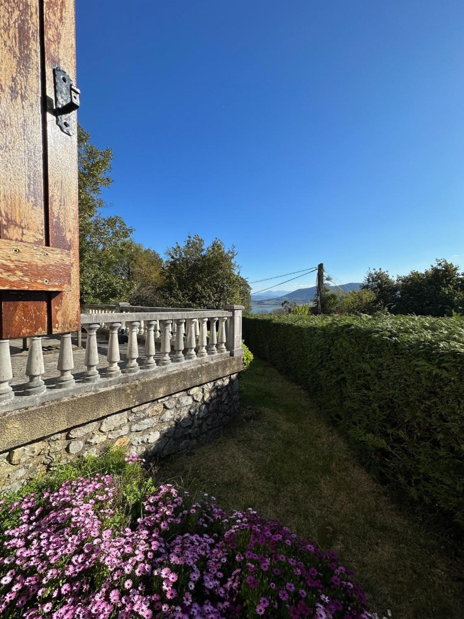 Kanala, estupendas vistas al Urdaibai Canala Exterior foto